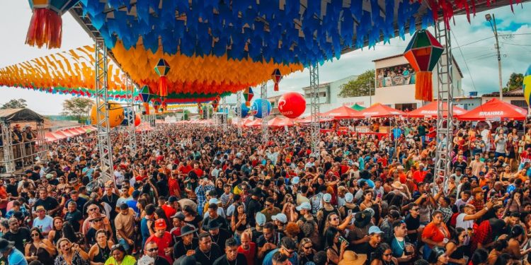 Distritos entram no ritmo d’O Maior São João do Mundo a partir deste fim de semana 